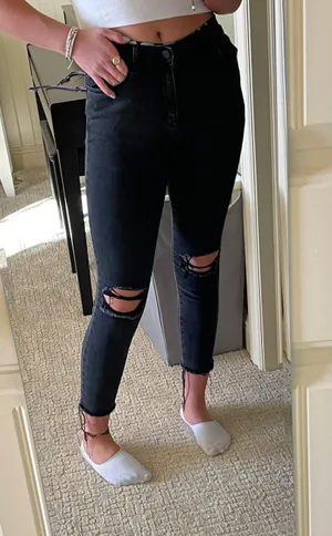 PacSun Skinny ripped jeans thumbnail 1