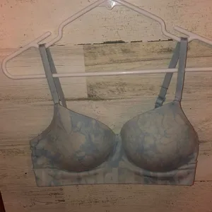 Victoria’s Secret PINK tie dye bra blue and white comfy bra size large thumbnail 2