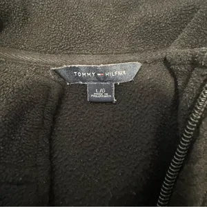 Tommy Hilfiger Women’s Large Black Fleece Full Zip Vest thumbnail 3