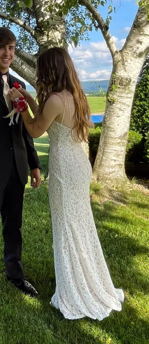 prom dress White Size 2 thumbnail 3