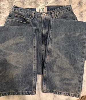 BDG Urban Outfitters Jeans thumbnail 2