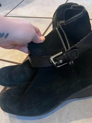 Kohls Black Ankle Buckle Boots thumbnail 2