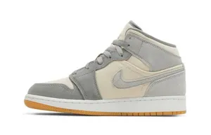 Nike Air Jordan Mid thumbnail 2