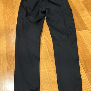 Zella size small bottoms good condition thumbnail 3