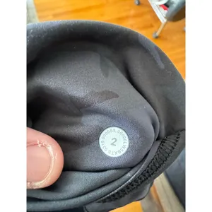 Women's Lululemon Fast Free 7/8 Tight II in Black and Grey Camo size 2 thumbnail 6
