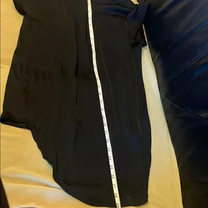 Simply Vera, Vera Wang Vince Camuto Black V-Neck Blouse thumbnail 4