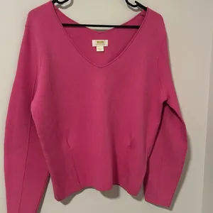Maeve by Anthropologie Barbie Pink V Neck Soft Cozy Sweater Fall Winter Size M thumbnail 1