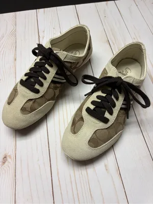 Coach Beyla Tan and Brown Signature Canvas & Suede Sneakers Size 7.5 - VINTAGE thumbnail 2