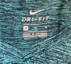T-shirt thumbnail 3