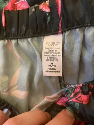 Victoria's Secret bows and floral pj set thumbnail 3