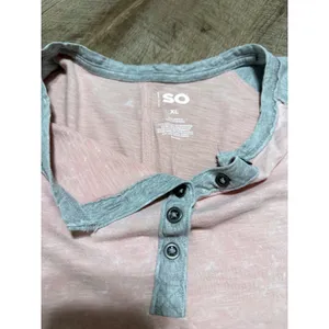 SO Women's Pink Acid Wash Raglan Henley Short Sleeve Top‎ XL Heather Gray Trim thumbnail 9