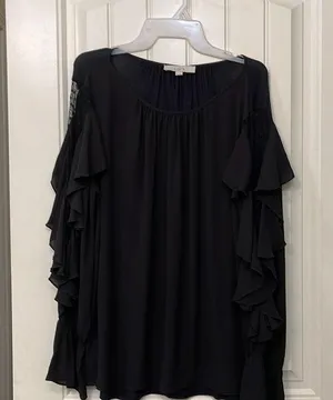 Sale! 🔥🔥 Ladies LOFT Ruffle and Lace Long Sleeve Top thumbnail 1