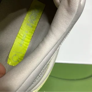 Hoka one one Blondi 8 Nimbus‎ Cloud sneakers size 8.5 B thumbnail 5