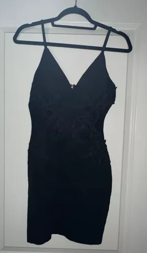 Windsor Black Bodycon Dress thumbnail 1