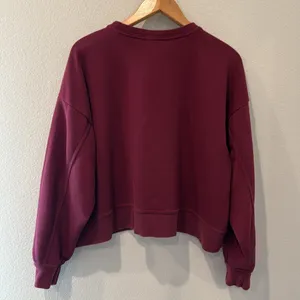 Nike Women's Maroon Logo Cropped Crewneck Sweatshirt Size Large thumbnail 6