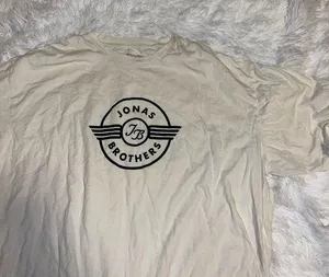 Jonas Borthers “Jo Bros” Concert Band Merch size 3XL thumbnail 1