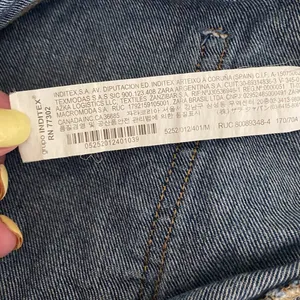Zara Blue Denim Mini Skirt Raw Hem‎ High Waisted Medium Wash Size 28/M thumbnail 6