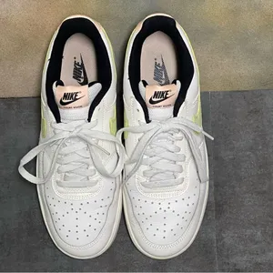 Nike Court Vision White/Green Women's Leather Tennis Shoes Size 9 thumbnail 8