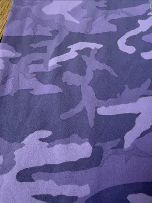 lululemon camo Purple Legging size 6 like new condition thumbnail 5