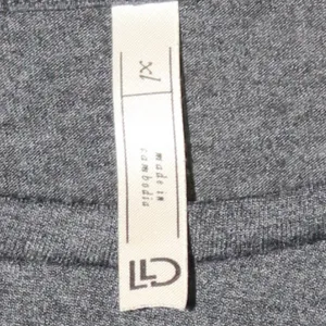 LLD Charcoal Short Sleeve Twist-Front Cropped T thumbnail 4