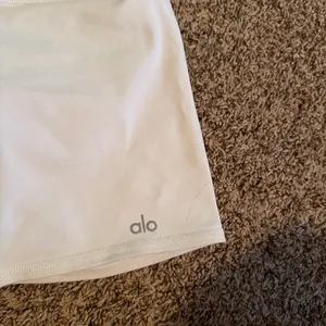 Alo Biker Shorts thumbnail 4