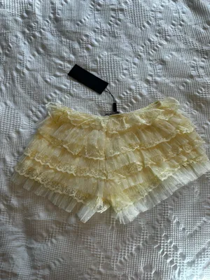 Jaded London Vanilla Rhea Lace Bloomer Shorts thumbnail 9