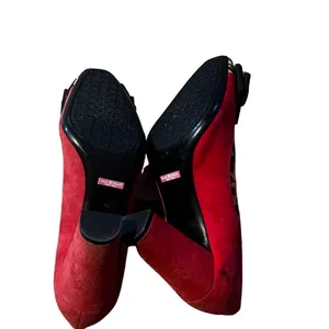 Isaac Mizrahi NY Women's Red Suede Leopard Print Pumps Size 7.5 Bow Detail thumbnail 10