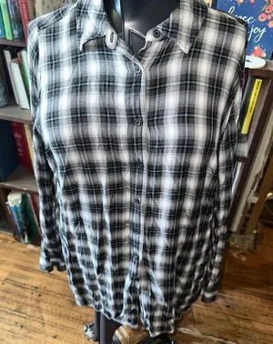 Lane Bryant 14/16 black & white plaid button down top thumbnail 1