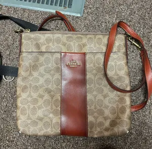 Coach Purse Crossbody thumbnail 1