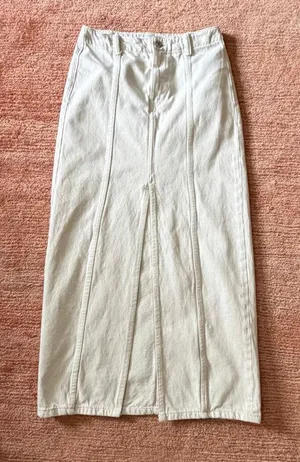 ZARA High Waisted Denim Midi Skirt Cream Slit Size XS thumbnail 1