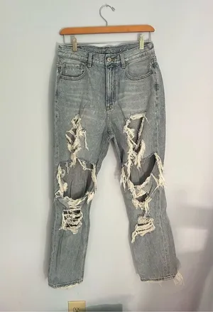 american eagle mom jeans thumbnail 1