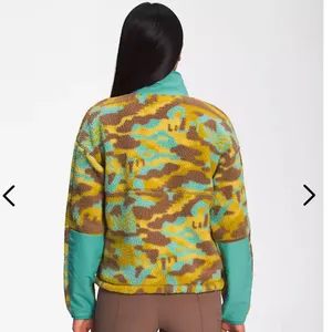 The North Face Fleece 1/4 Snap Pullover thumbnail 2