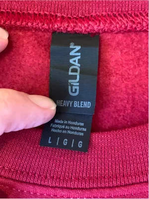 Gildan Christmas Sweatshirt Red Pink Size L thumbnail 2