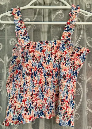 Old Navy Top thumbnail 2
