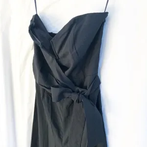 Astr The Label | Nwt Zion Strapless Tie Waist Wide Leg Jumpsuit In Black Large thumbnail 9