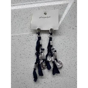 Free People Pretty Baby‎ Drop Earrings Navy/Silver NWT MSRP $38 thumbnail 2