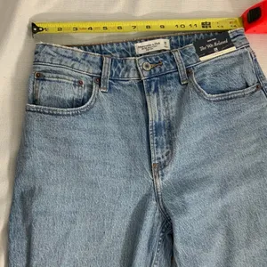 Abercrombie & Fitch The 90" Relaxed High Waisted NWT size‎ 28L thumbnail 4