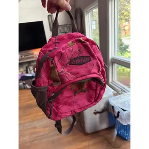 Magellan Outdoors girls' pink camo backpack mini thumbnail 3
