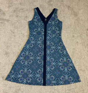 Title Nine Hillary Dream Dress Womens Small Sleeveless Geometric Stretch Golf thumbnail 1