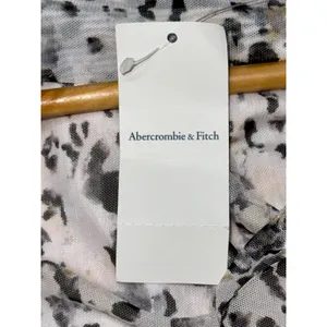NWT Abercrombie & Fitch White Black Floral Mesh Ruched Sleeveless Blouse Size M thumbnail 8