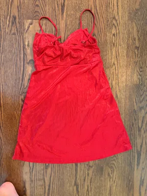 Red Dress Size M thumbnail 2