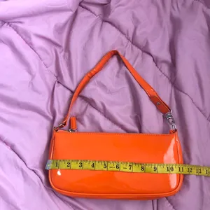Y2K 2000s style Orange patent faux leather shoulder baguette hand bag purse preppy office siren vixen #streetwear #gorpcore #gothic #whimsi #festival Measurement in pics thumbnail 2
