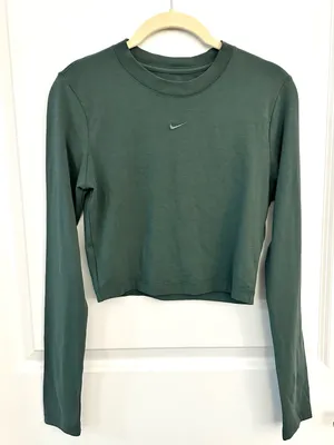 Nike Sportswear Chill Knit Slim Long-Sleeve Cropped Top NWT Small thumbnail 3