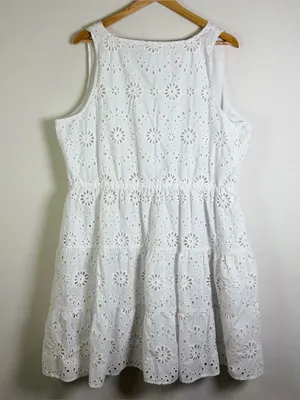 Time and Tru Women’s White Eyelet Embroidered Tiered Midi Dress Sz XXL 20 Boho thumbnail 6