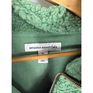 NWT Amazon Essentials Green Full Zip Two Toned Sherpa Sweater Small thumbnail 3