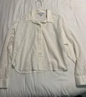 Old navy top thumbnail 1