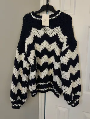 Chunky Navy & White Sweater Blue Size S/M thumbnail 1