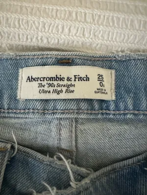 Abercrombie & Fitch Light Blue Straight-Leg Jeans- 90’s Ultra High Rise thumbnail 3