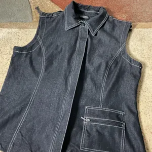 Come Fly With Me I.C.Y. Y2K Utility Denim Vest Womens 12 Black Contrast Stitch thumbnail 5
