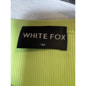White Fox Project 5 Ribbed Baby Tee Lime‎ Green Graphic Fitted Top Size M thumbnail 4